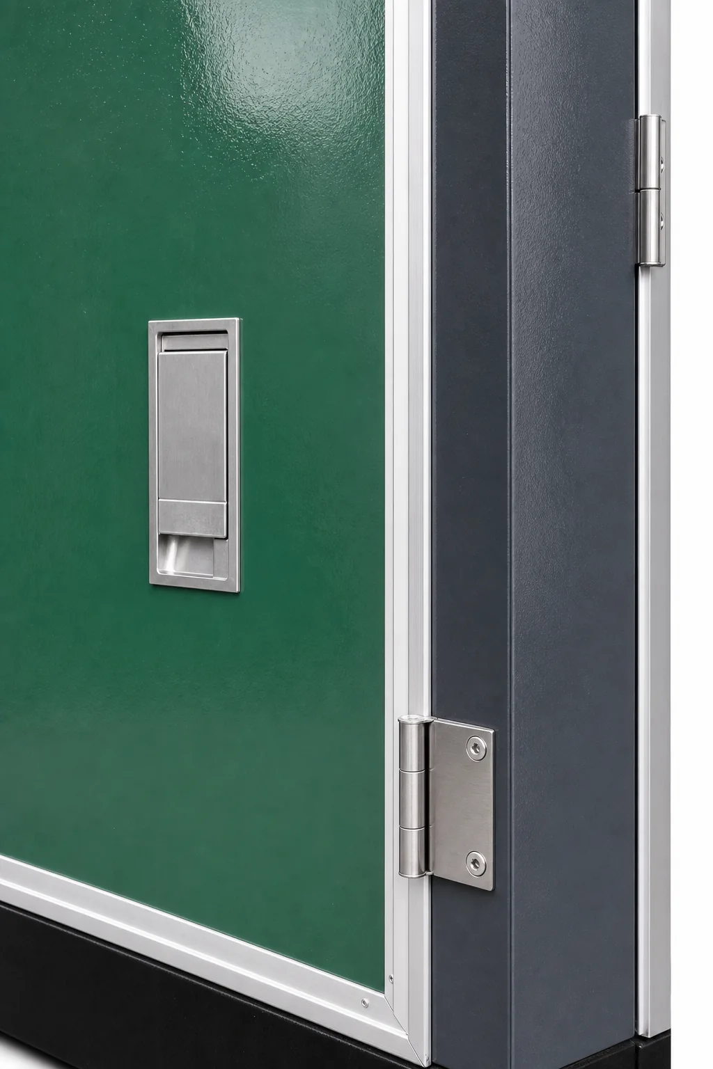 European compact substation — 05 handle hinge detail