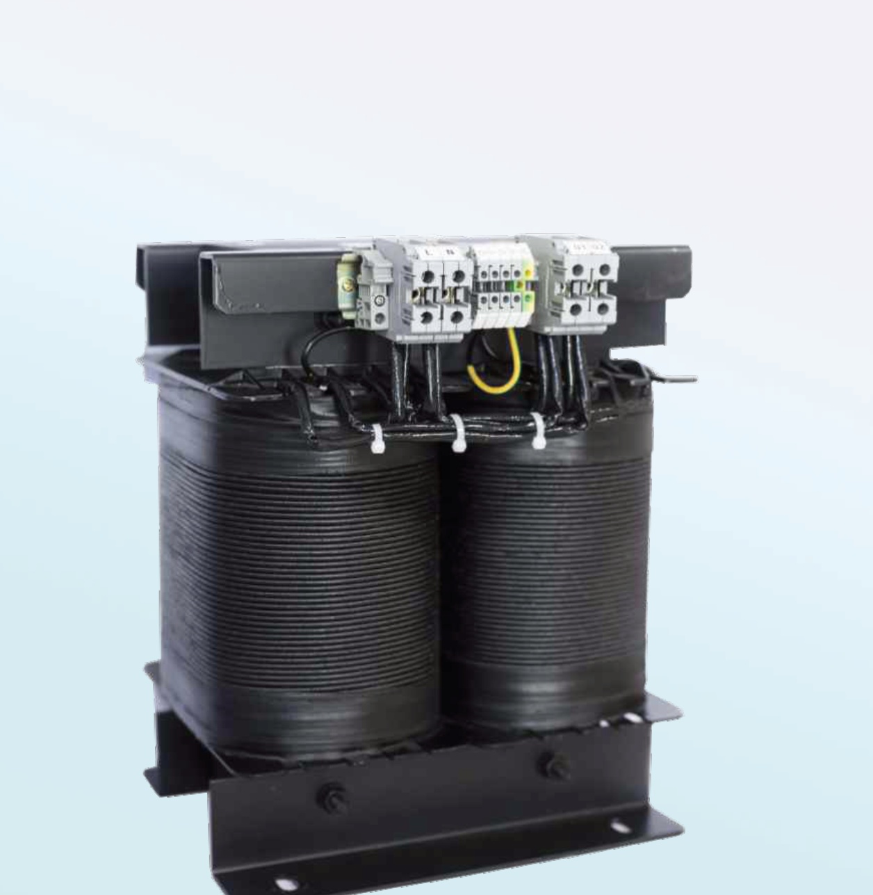 Medical-Grade IT System Isolation Transformers — XinHuan transformer manufacturer China